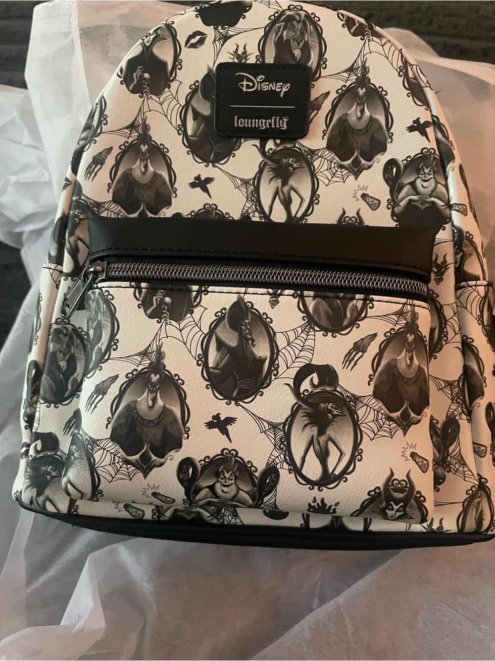 LOUNGEFLY DISNEY VILLAINS SPOOKY PORTRAIT MINI BACKPACK ~ WITH TAGS